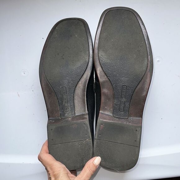 Rockport dark brown (almost black) slip on leather loafers - Picture 5 of 8